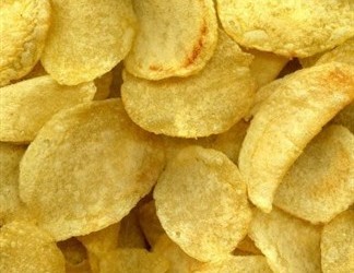 ذكرت صحيفة (ديلي ميل) البريطانية أن دراسة حديثة حذرت عددا من شركات التغذية من وجود مادة كيميائية تتسبب في السرطان ببعض المنتجات اليومية كرقائق البطاطس “شيبسي”٬ والقهوة سريعة الذوبان٬ والكعك...