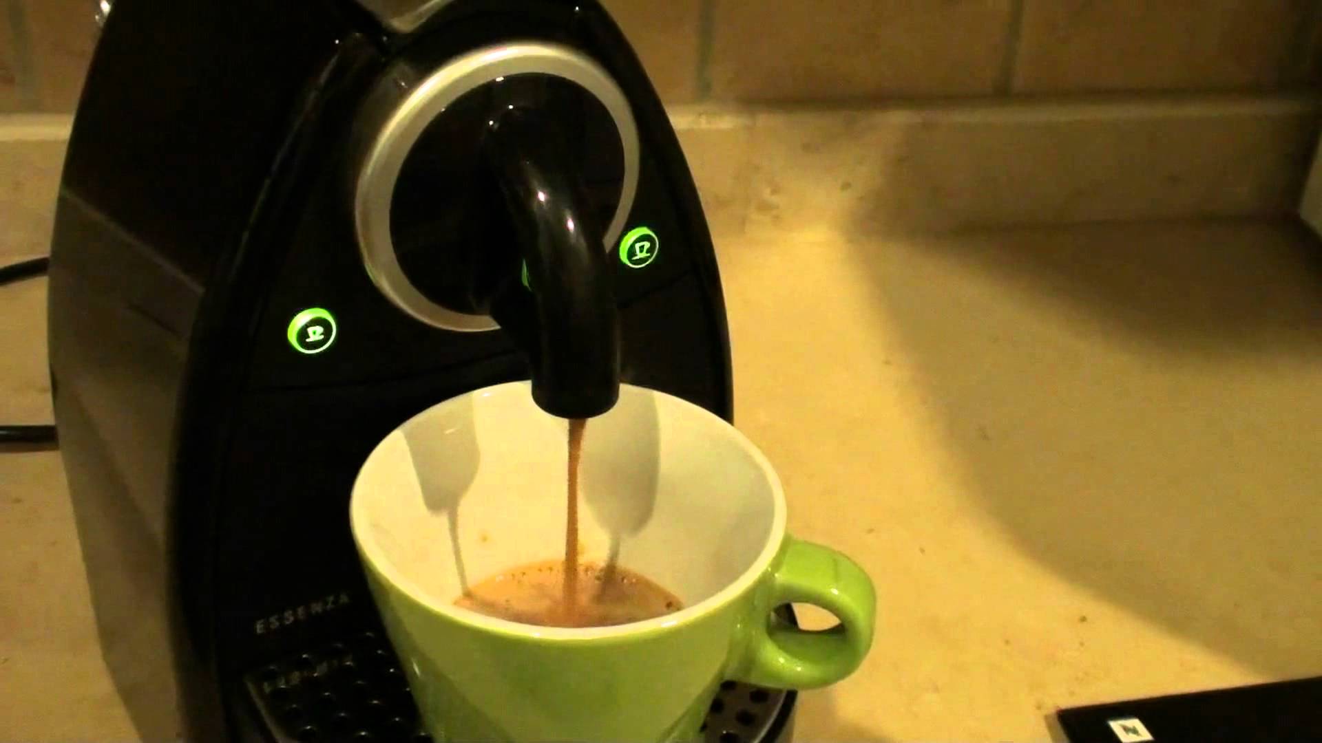 حذاري: آلة صنع القهوة عبارة عن مستعمرات للبكتيريا