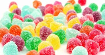 بعد مشاهدة هذا الفيديو سيصيبك القرف من حلوى الجيلي Gelatine