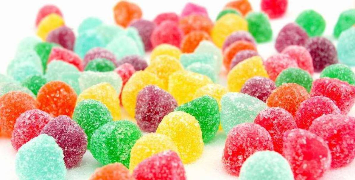 بعد مشاهدة هذا الفيديو سيصيبك القرف من حلوى الجيلي Gelatine