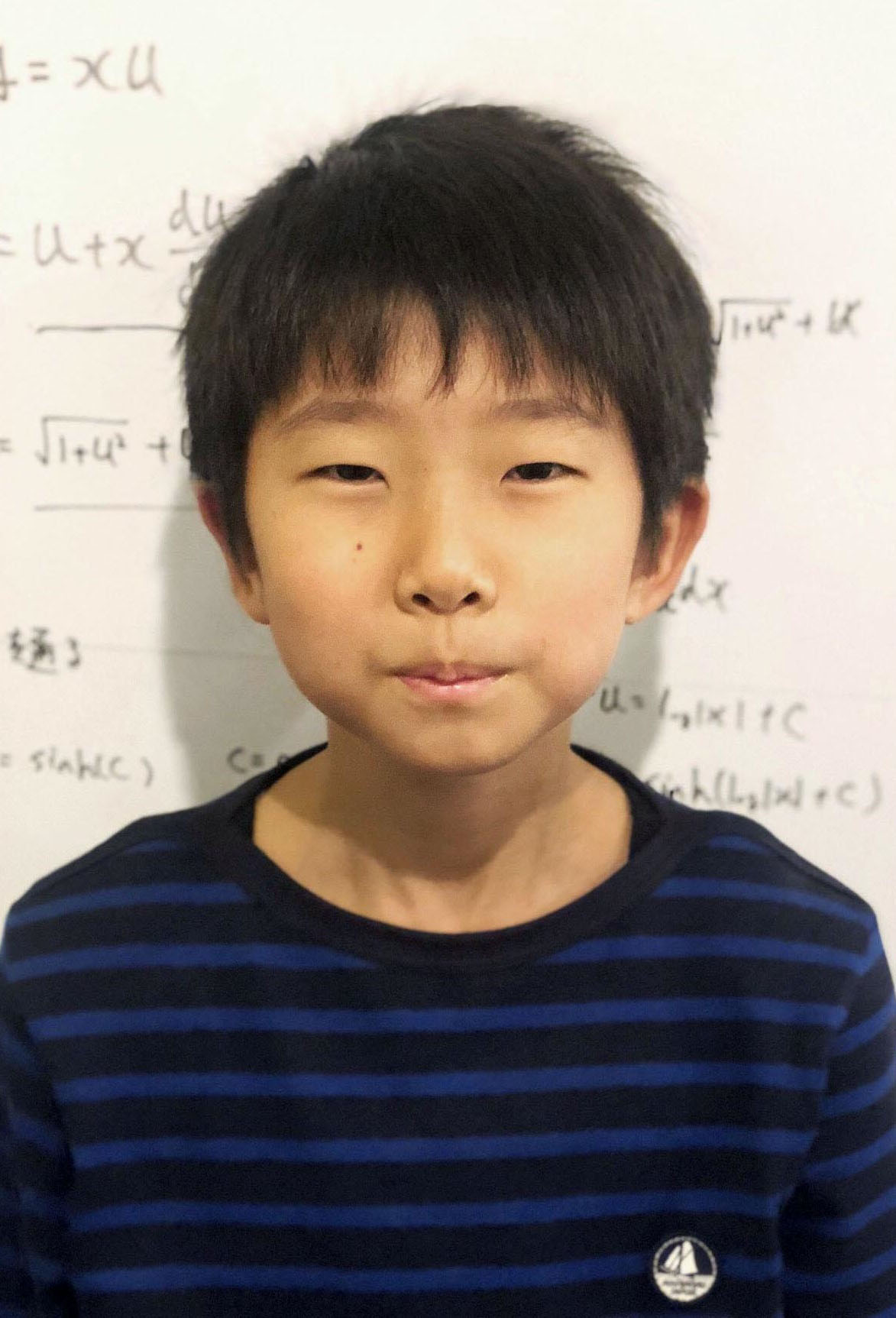 طفل ياباني يصبح عالما في الرياضيات!