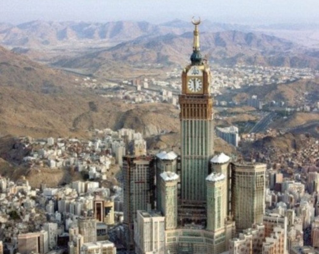 هل فعلا علو البناء في مكة من علامات قرب الساعة